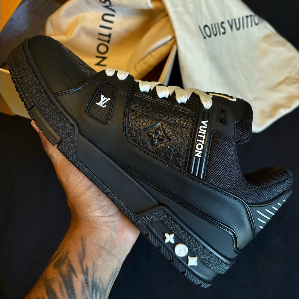 Louis Vuitton Men's Black and White Sneakers - Picture 3 of 6
